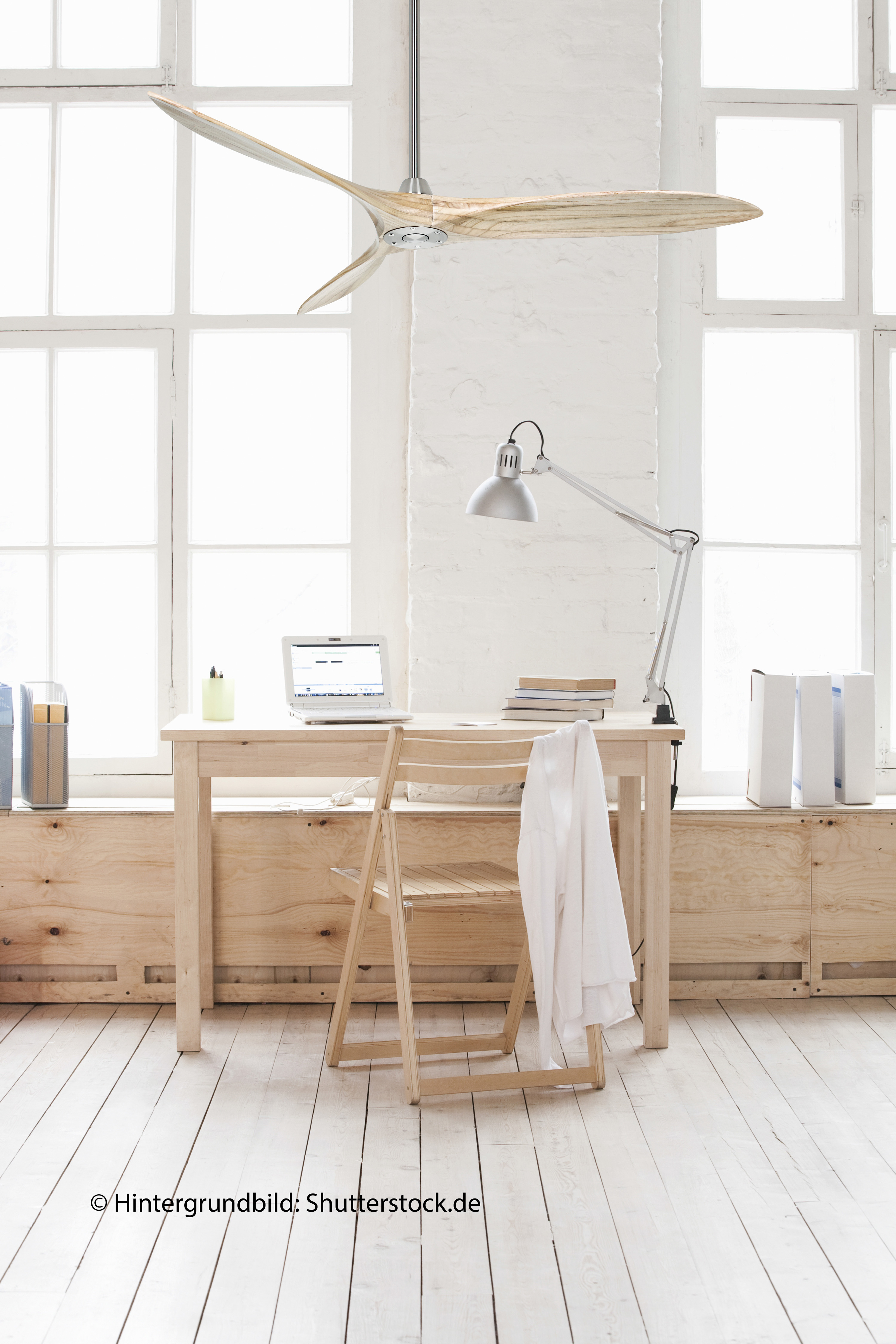 Ambiente CasaFan Deckenventilator ECO AIRSCREW 152 BN-NT - Gehäuse Chrom gebürstet - 3 Flügel Holz natur - mit Fernbedienung - Ø 152 cm