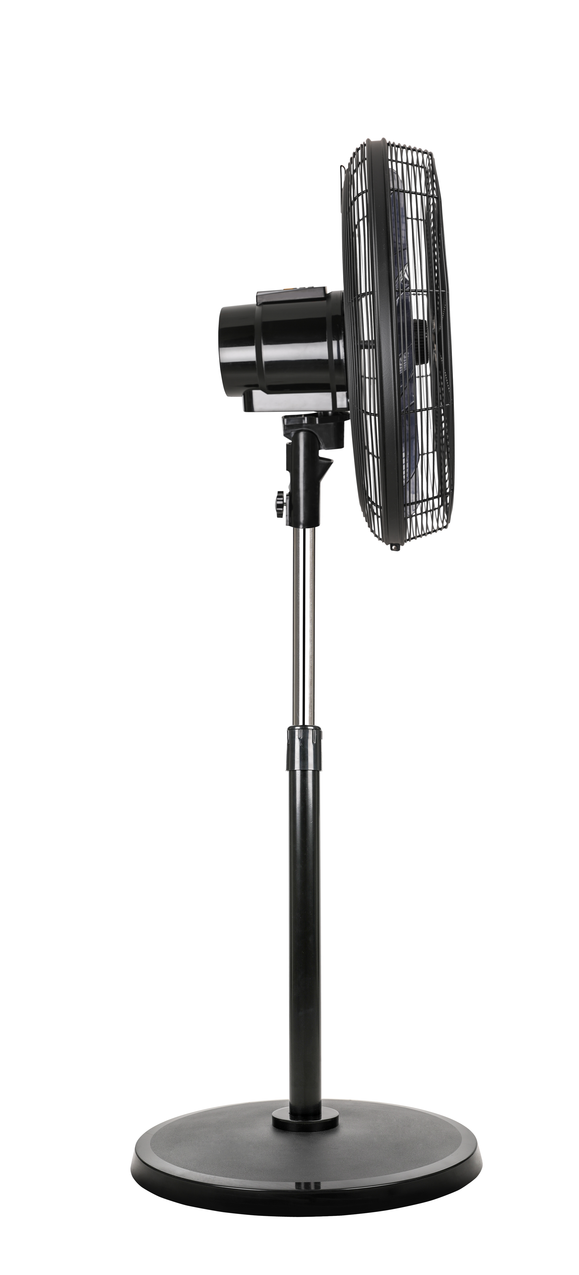 Vielseitig - 6 perfekt abgestimmte Stufen für jeden Bedarf. Von der sanften Brise bis hin zum heftigen Sturm mit über 10.000 m³/h** – der Airos Eco Silent eignet sich für jede Situation!