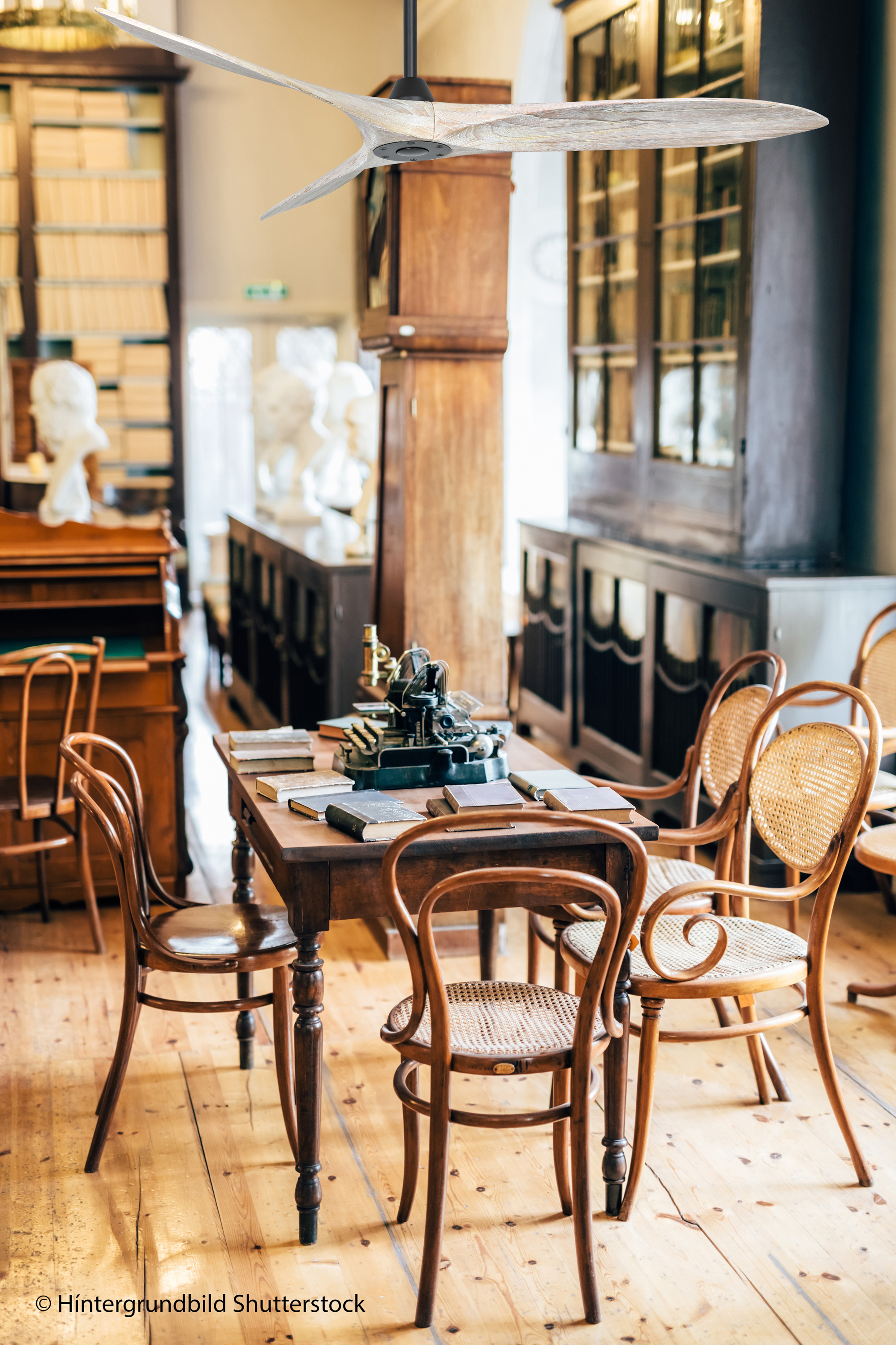 Ambiente CasaFan Deckenventilator ECO AIRSCREW 152 MS-BW - Gehäuse Lack matt schwarz - 3 Flügel Weiß gebürstet - mit Fernbedienung - Ø 152 cm